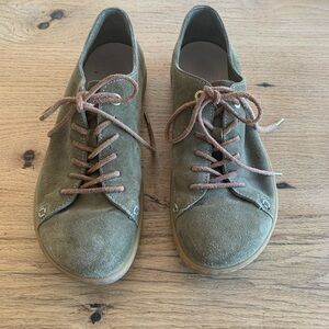 Birkenstock Arran Suede Green Lace Up Men’s 7 1/2 Sneaker Preloved